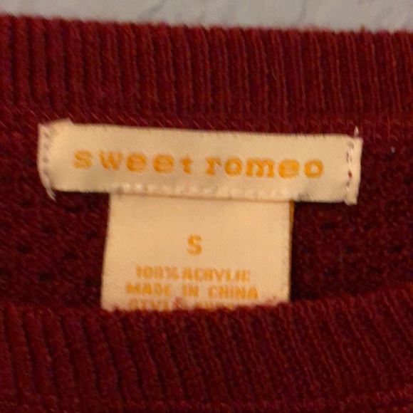 Red Sweater - Picture 5 of 8